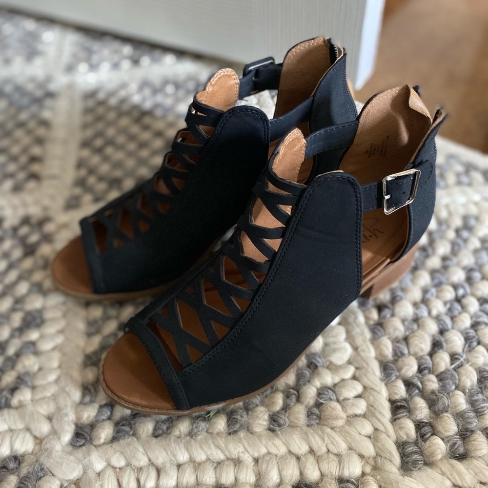 Black low heel platforms